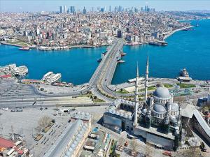 4 günlük sokağa çıkma kısıtlaması başladı