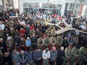 Afrin'de ilk cuma
