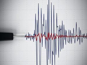 Ağrı'da deprem oldu, okullar tatil edildi