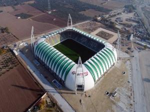 Akhisarspor ikinci yarıda maçlarını yeni stadında oynayacak