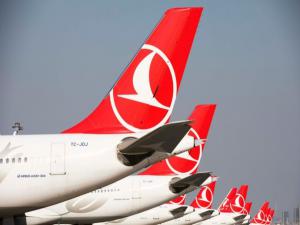 Aşı yaptırmayanlara PCR testi zorunluluğu kaldırıldı