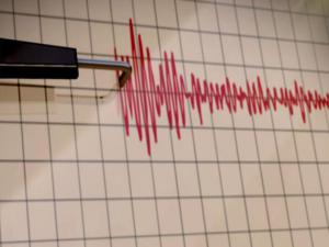 Bolu ve Çanakkale'de deprem