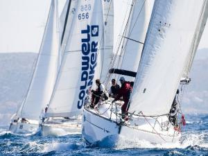 Çeşme'de yelkenler çocuklar için açıldı
