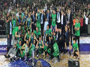 Darüşşafaka EuroCup şampiyonu