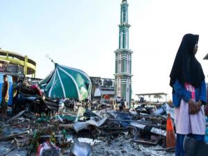 Endonezyada tsunami faciası