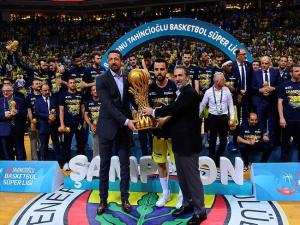 Fenerbahçe Doğuş, şampiyon
