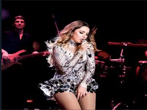 Hadise Bostancı'yı Salladı