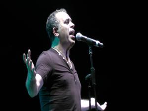 Haluk Levent Kırtasiye Yardımı Yaptı