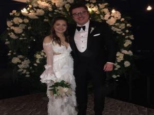 İbrahim Büyükak Çocukluk Aşkıyla Evlendi