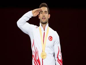 İbrahim Çolak'tan tarihi başarı