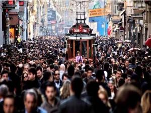 İstanbulun genç nüfusu 76 ilin nüfusundan fazla