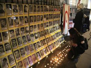 Kıbrıs Türkleri 'Kanlı Noel' katliamının yıl dönümünde anma töreni düzenledi