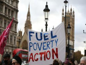 Londra'da emeklilerden protesto