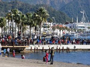 Marmaris baharı yaşıyor