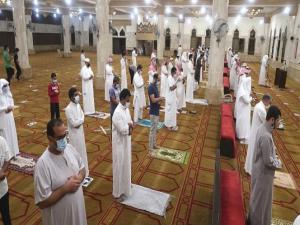 Mekke'de 3 ay sonra ilk namaz kılındı