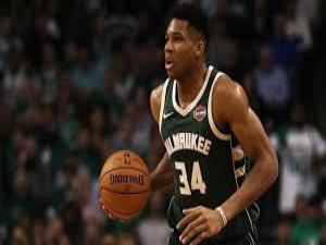 NBA'de Giannis Antetokounmpo'dan rekor kontrat
