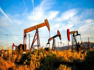 Petrol üretimi 10 milyon varil azalacak