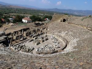  Selene ve Helios kabartması bulundu