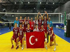 TVF Spor Lisesi voleybolda dünya şampiyonu oldu