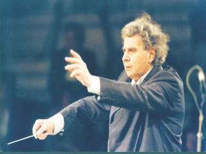 Yunan besteci Mikis Theodorakis yaşamını yitirdi