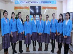 Kazakistan Okullarda Başörtüsüne İzin Vermedi