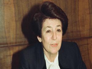 Türkiye'nin ilk kadın bakanı hayatını kaybetti
