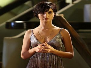  Tuba Büyüküstün'e Büyük Onur