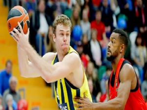 Fenerbahçe son saniyede CSKA'yı yıktı