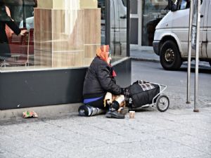 Frankfurt'taki evsizlere ceza geliyor
