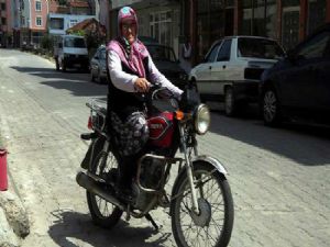 98'LİK NİNE'NİN MOTOR AŞKI