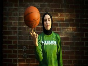 FIBA'YA BAŞÖRTÜLÜ BASKETBOLU KABUL ETTİRDİ