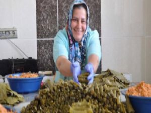 YAPRAK SARMAYLA İŞ KADINI OLDU