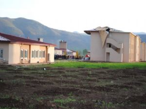 Amasya'da cezaevinin çatısı çöktü