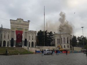 İstanbul Üniversitesi'nde yangın
