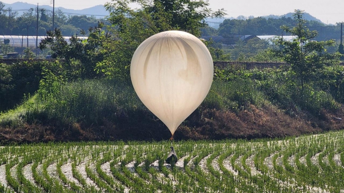 Kuzey Kore, Güney Kore'ye çöp dolu balonlar gönderdi